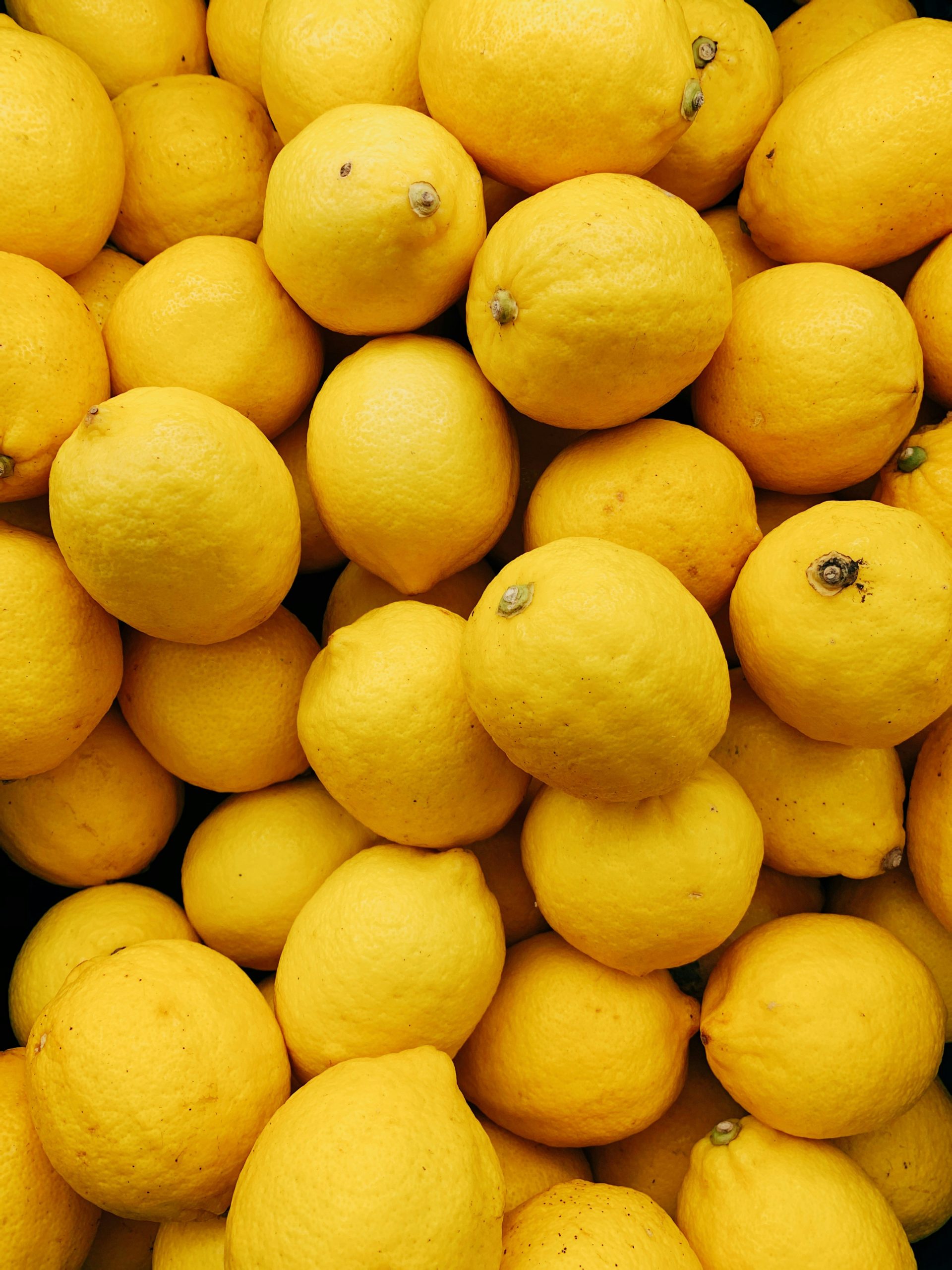 lemon water benefits digestion immunity natural medicine